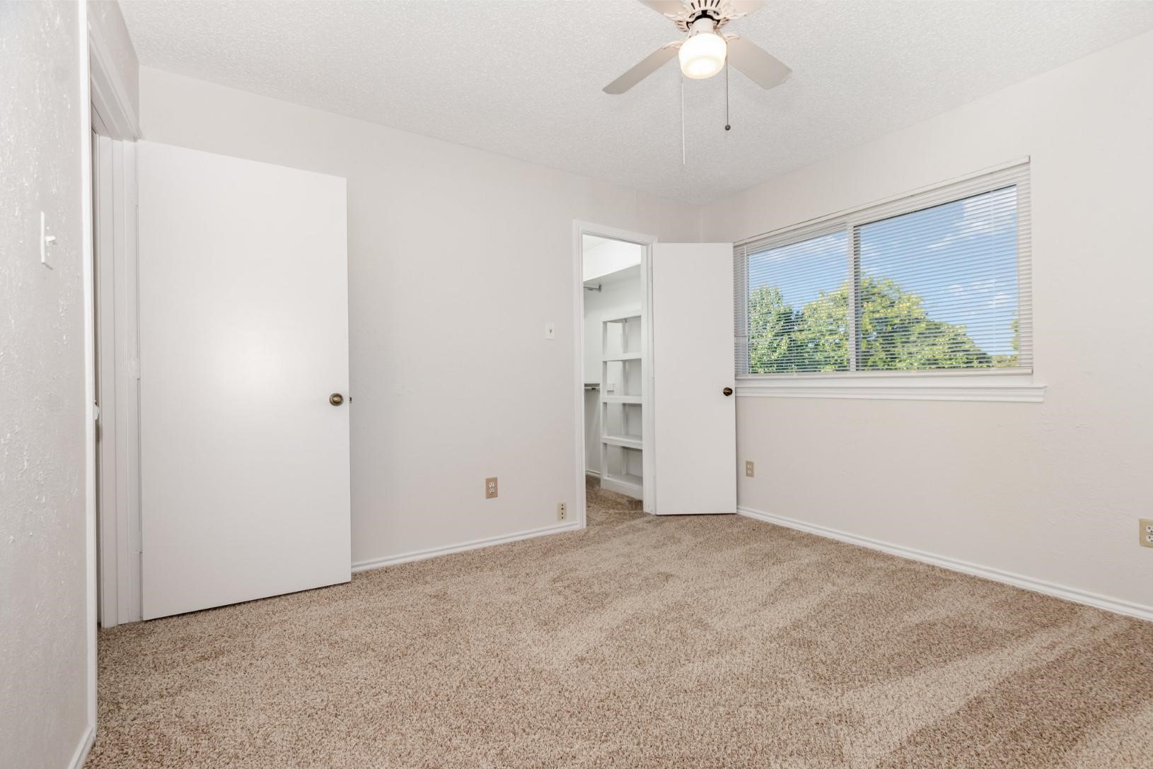 586 Abilene Drive Lewisville TX 75067