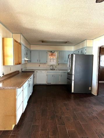 123 E Mccaulley Avenue Bronte TX 76933