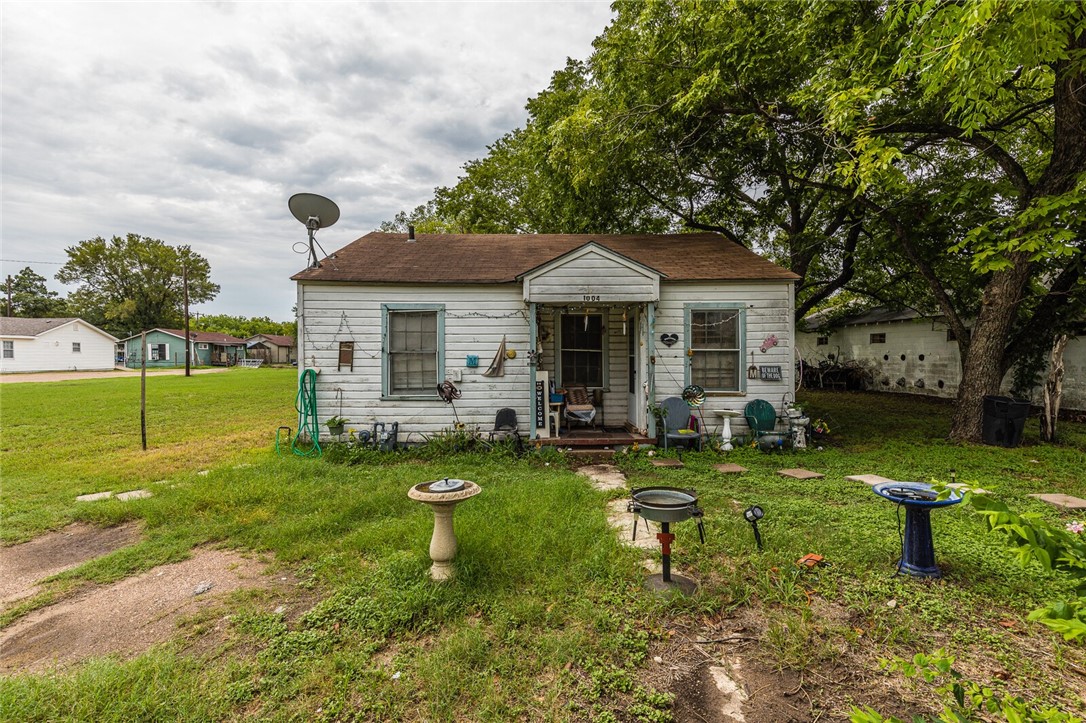 1004 Live Oak Street Marlin TX 76661