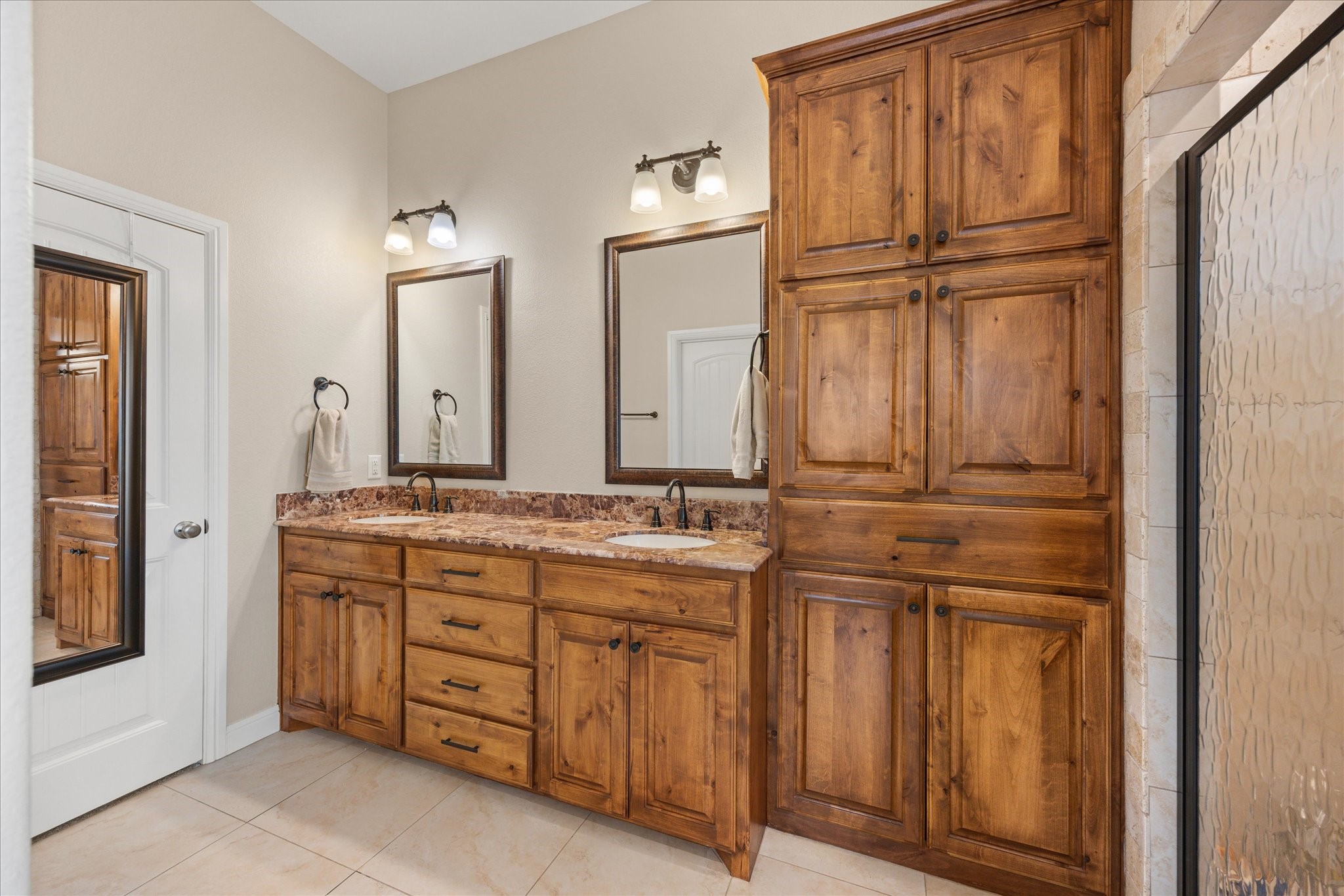 5250 Country Club Drive Granbury TX 76049