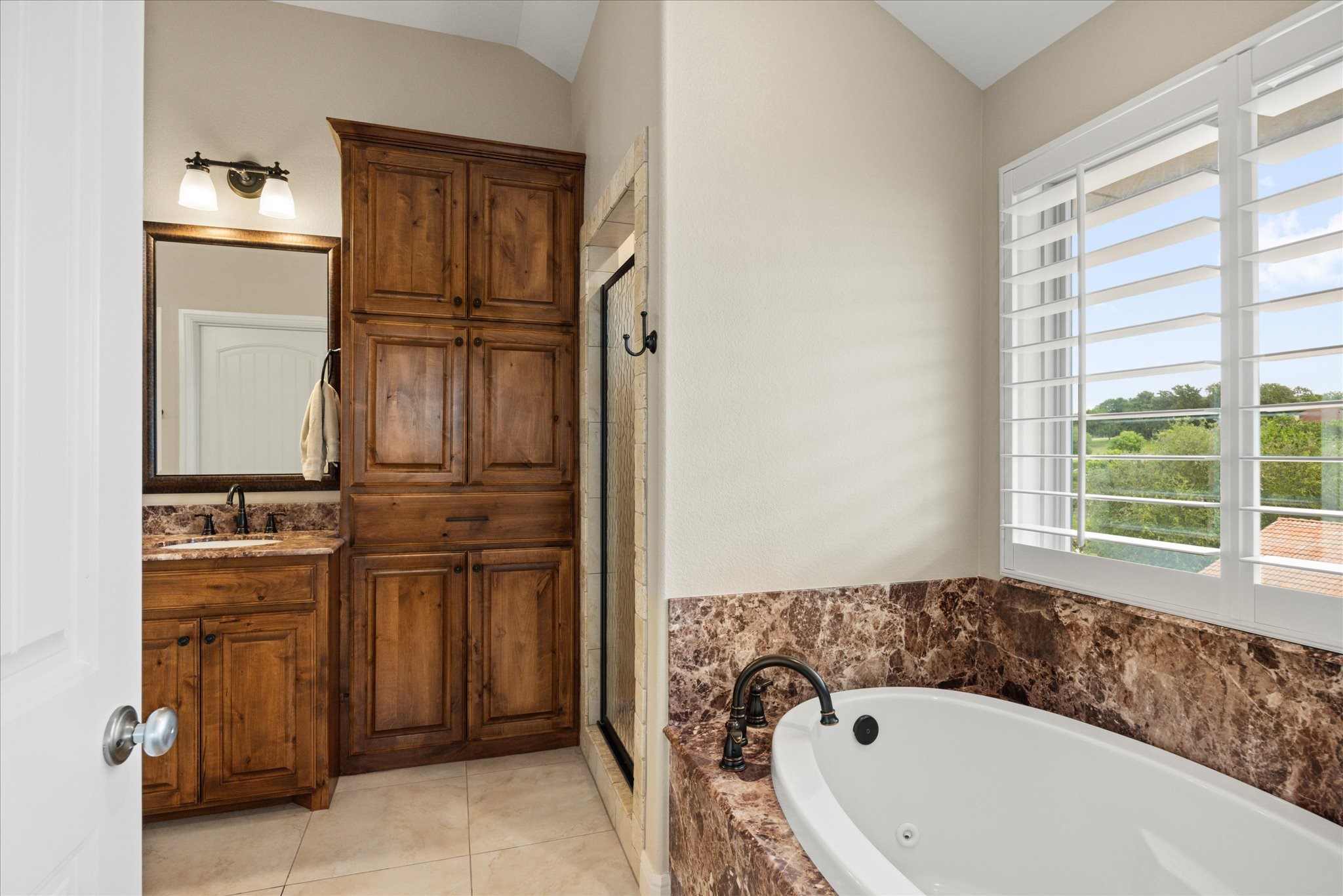 5250 Country Club Drive Granbury TX 76049