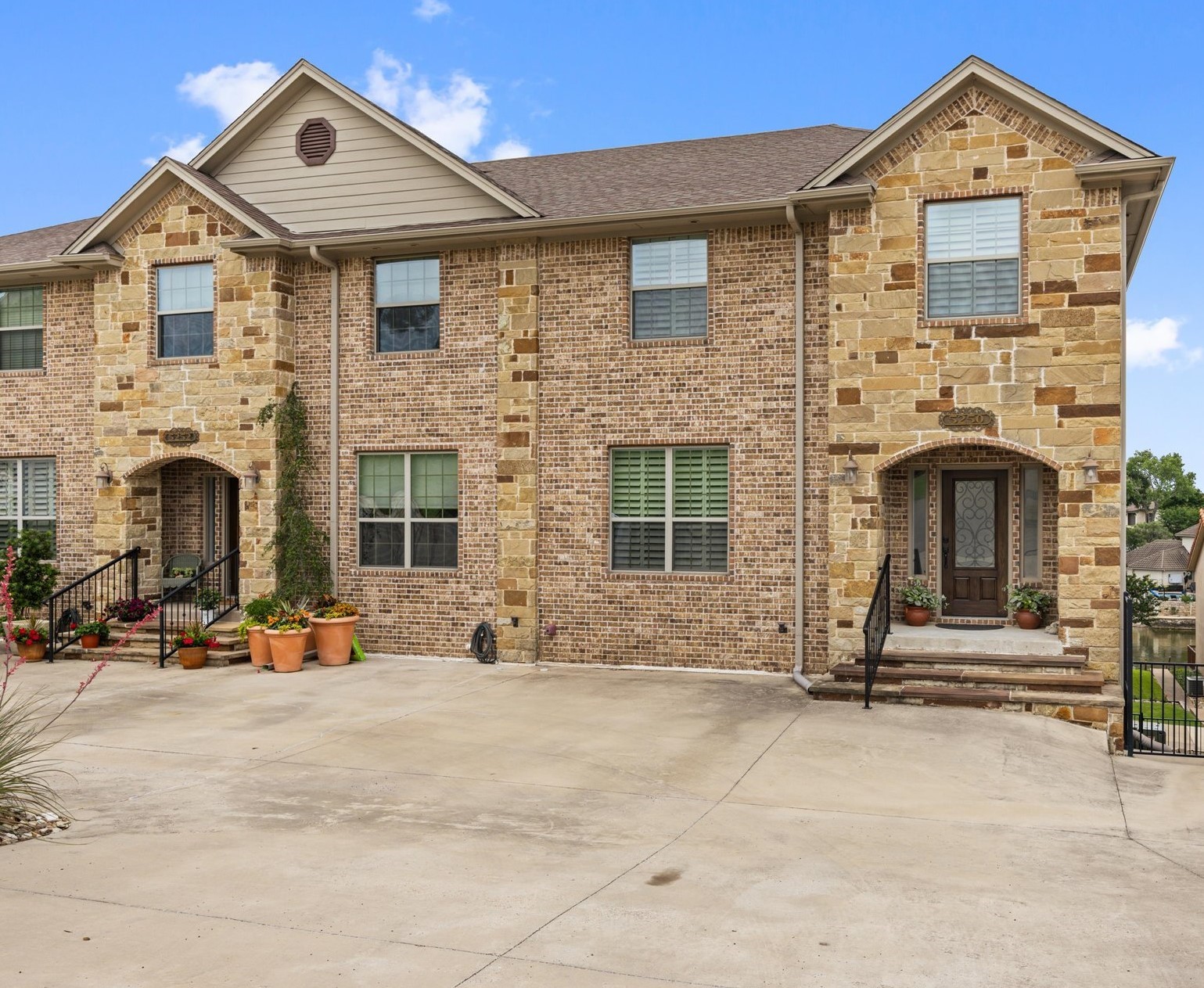 5250 Country Club Drive Granbury TX 76049