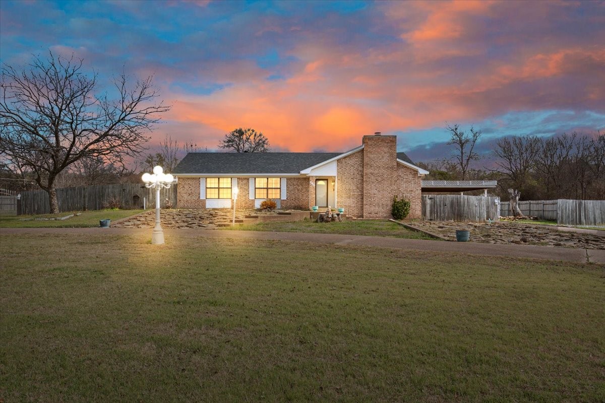 646 Winding Oaks Waco TX 76705
