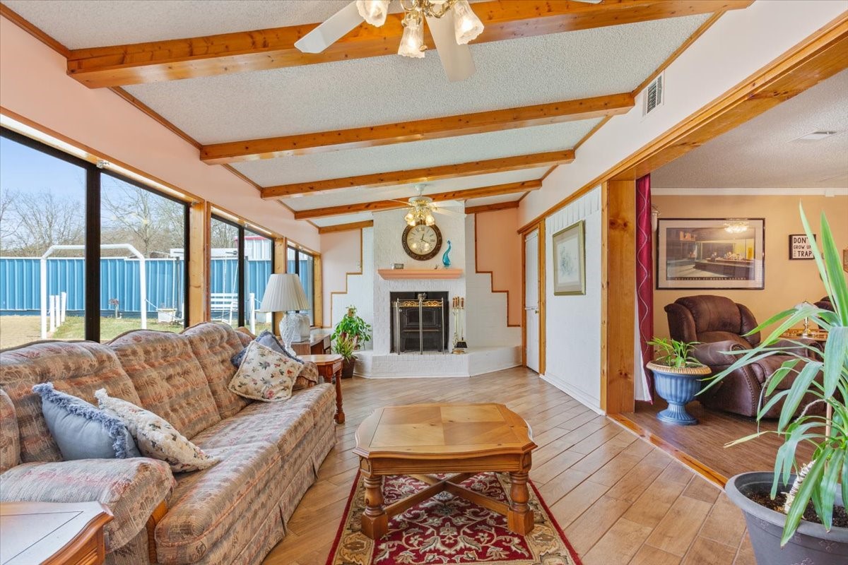 646 Winding Oaks Waco TX 76705