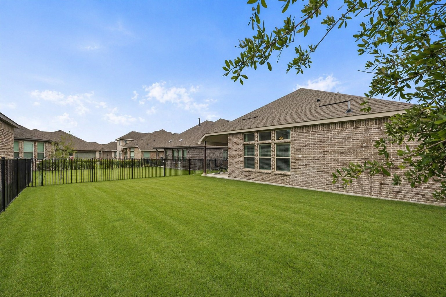 2532 Governors Boulevard Heath TX 75126