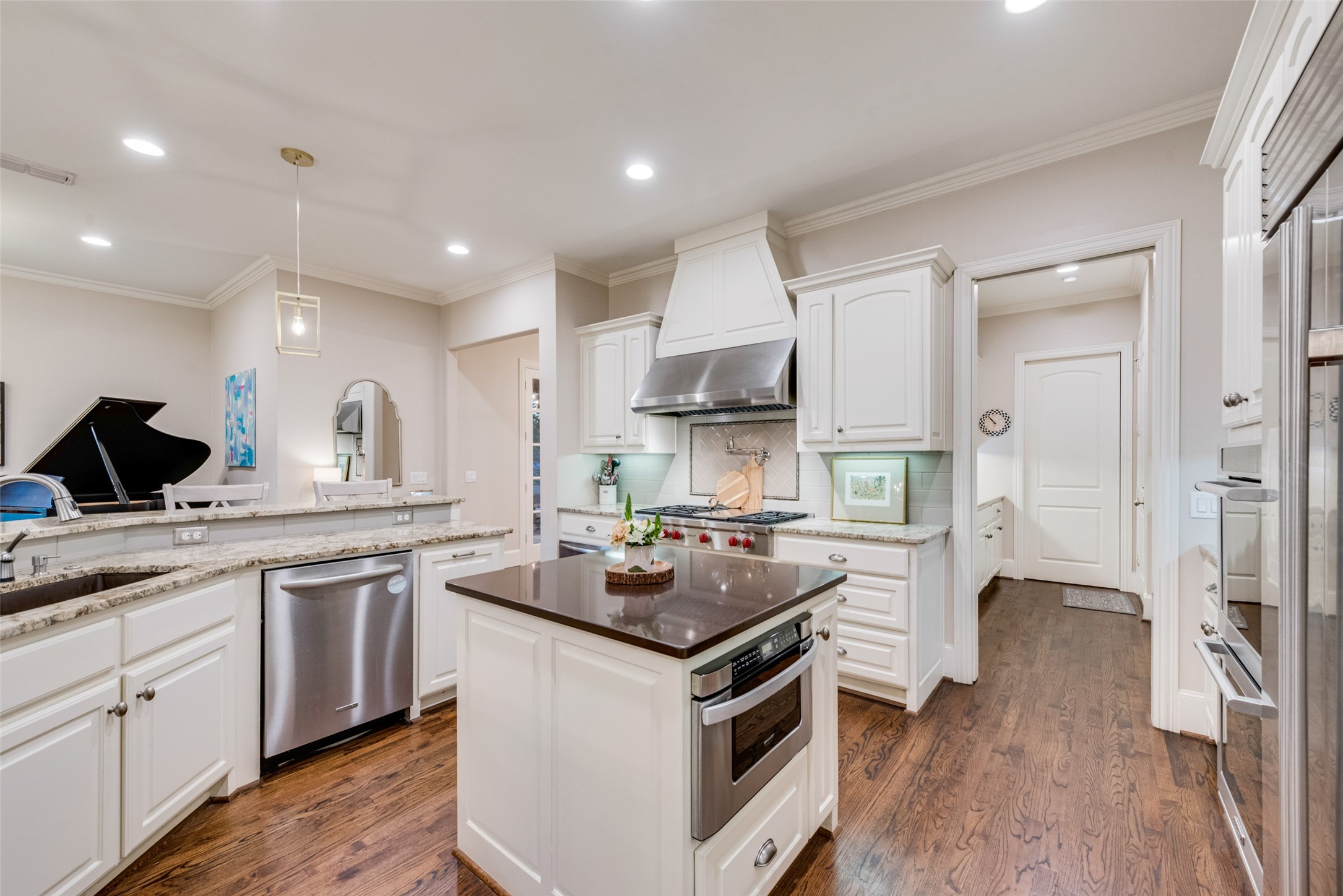 10264 Sherbrook Lane Dallas TX 75229