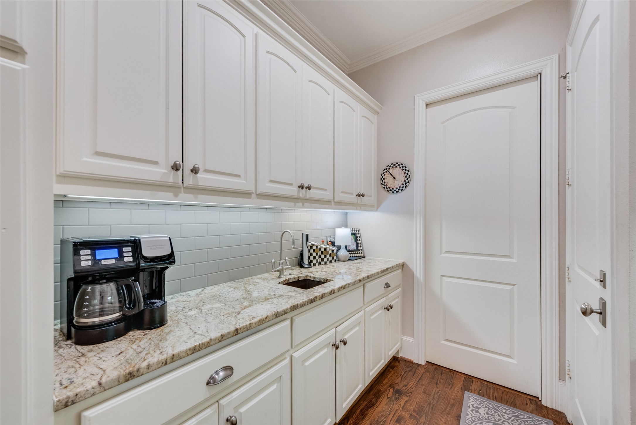 10264 Sherbrook Lane Dallas TX 75229