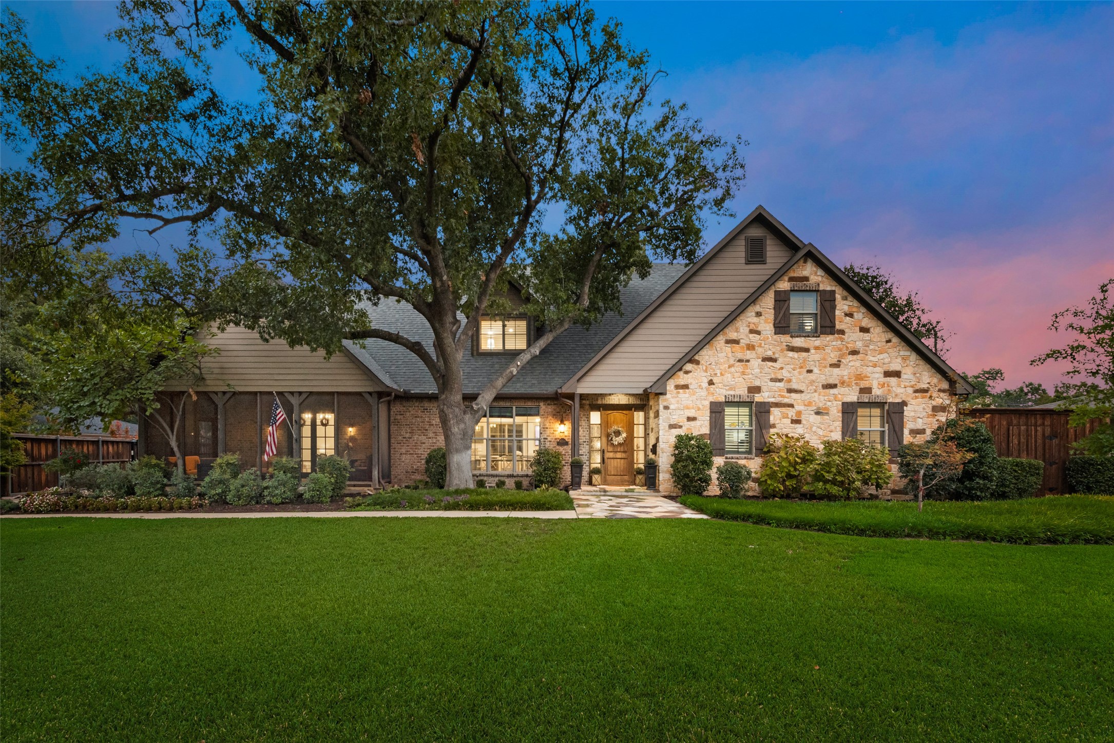 10264 Sherbrook Lane Dallas TX 75229