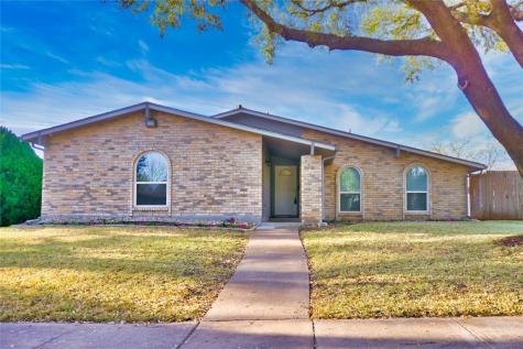 745 Greenhill Lane Grand Prairie TX 75052