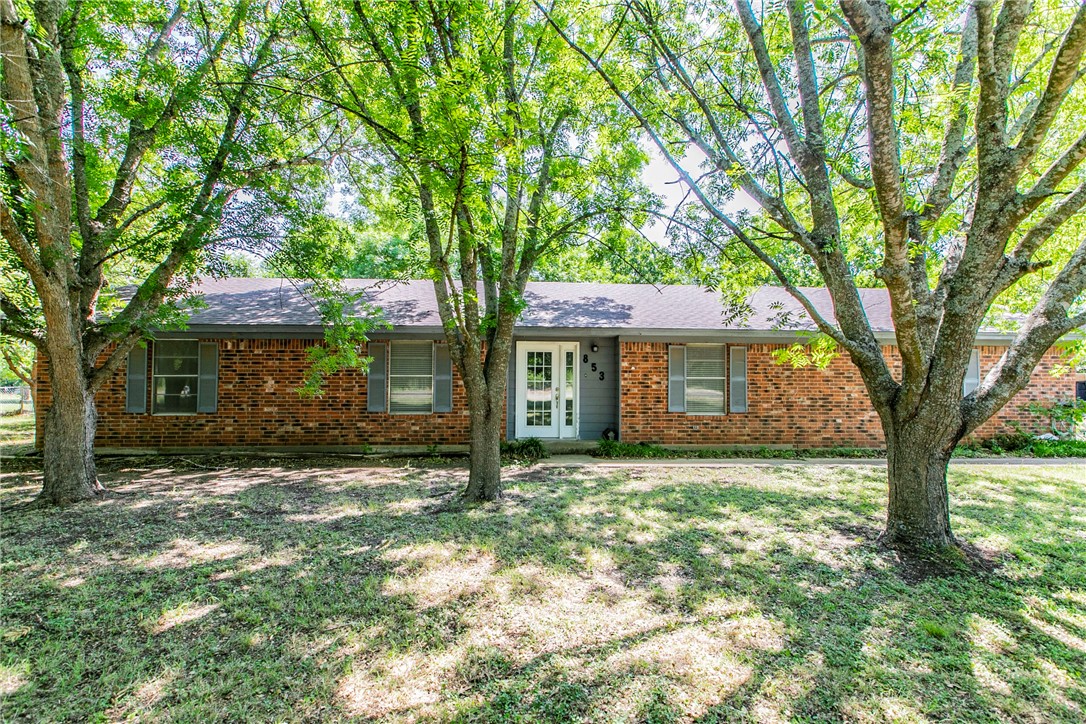 853 N Houston Street Lorena TX 76655