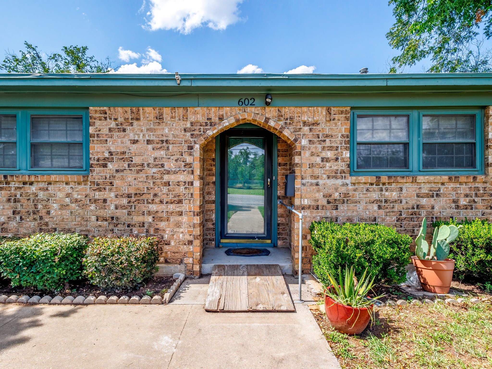 602 E Fitzgerald Street Bangs TX 76823