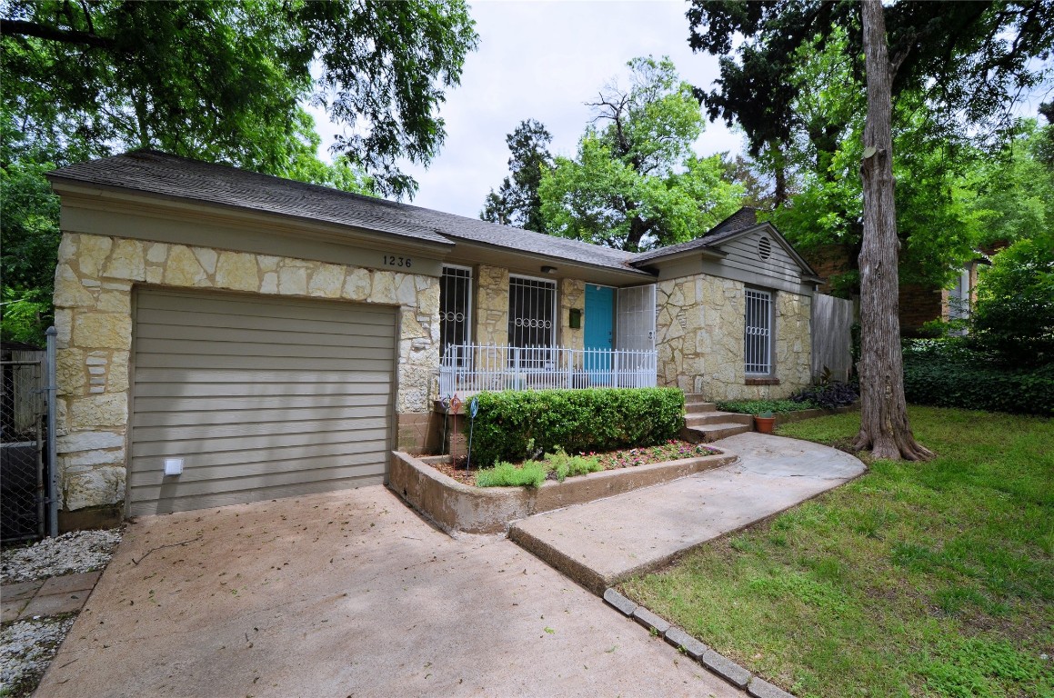 1236 S Marsalis Avenue Dallas TX 75216