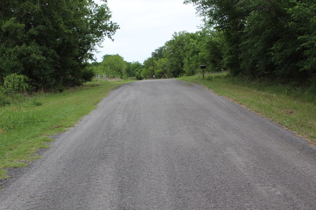 16104 SE County Road 2390 Streetman TX 75859