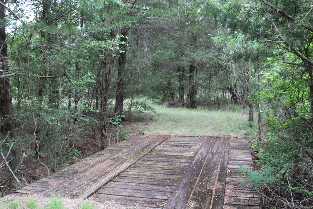 16104 SE County Road 2390 Streetman TX 75859