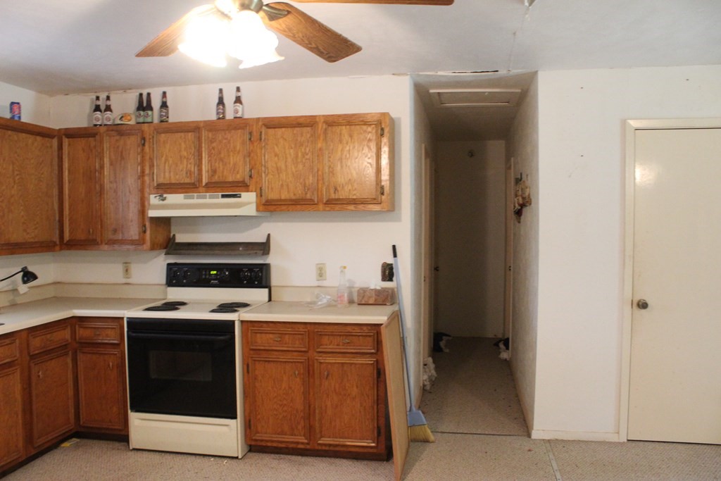 16104 SE County Road 2390 Streetman TX 75859