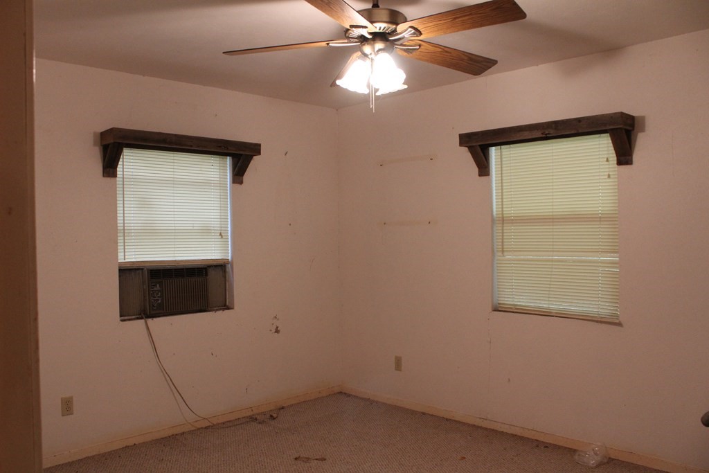 16104 SE County Road 2390 Streetman TX 75859