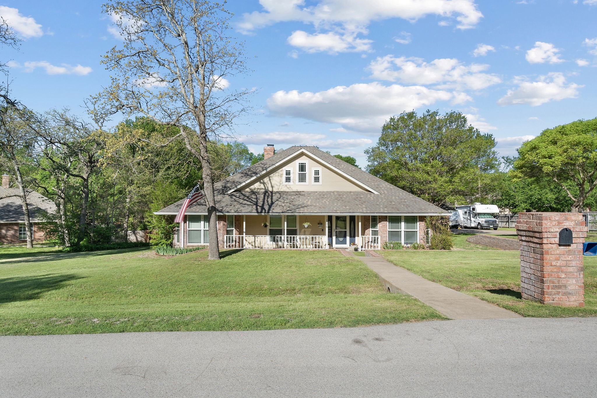 106 Juniper Court Hudson Oaks TX 76087