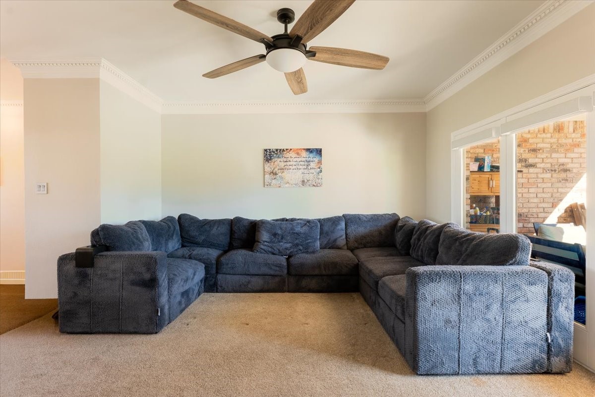 6105 Bontura Court Granbury TX 76049