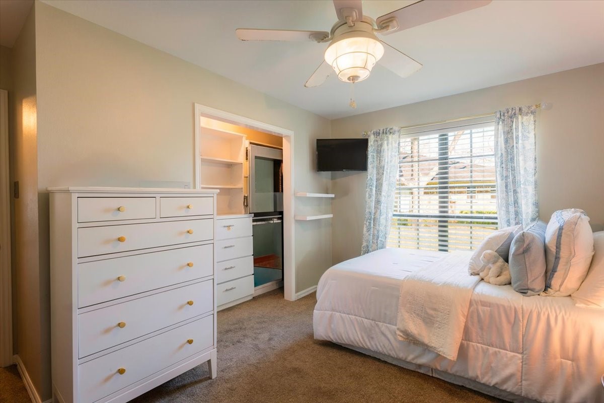 6105 Bontura Court Granbury TX 76049