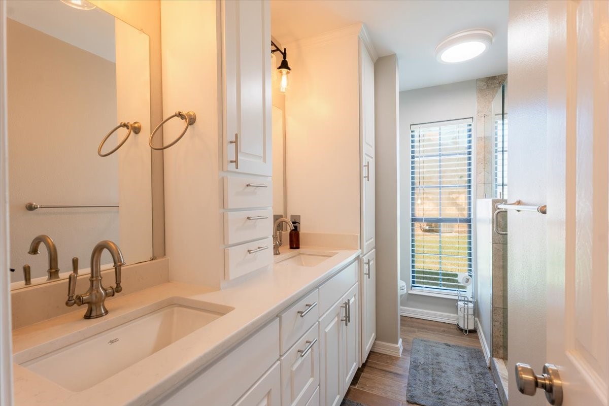 6105 Bontura Court Granbury TX 76049