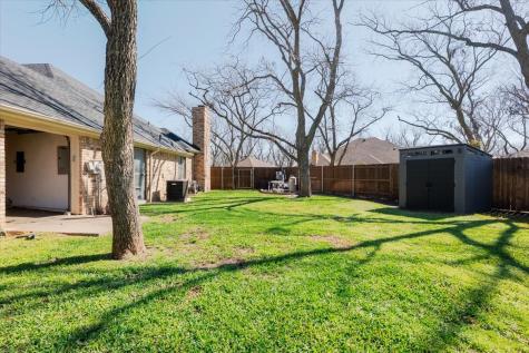 6105 Bontura Court Granbury TX 76049