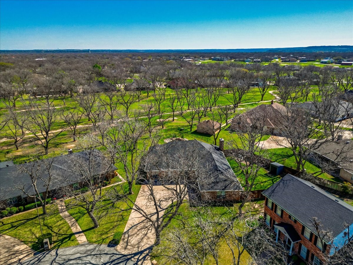 6105 Bontura Court Granbury TX 76049