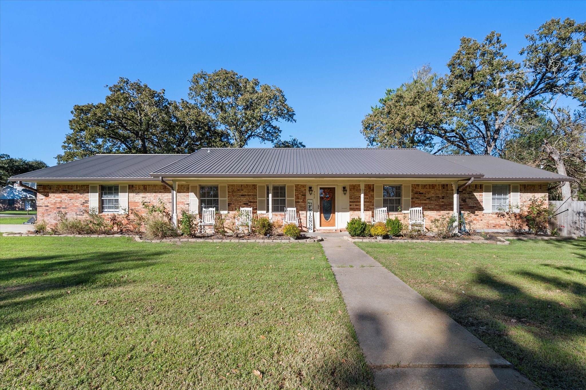 752 Southwood Lane Fairfield TX 75840