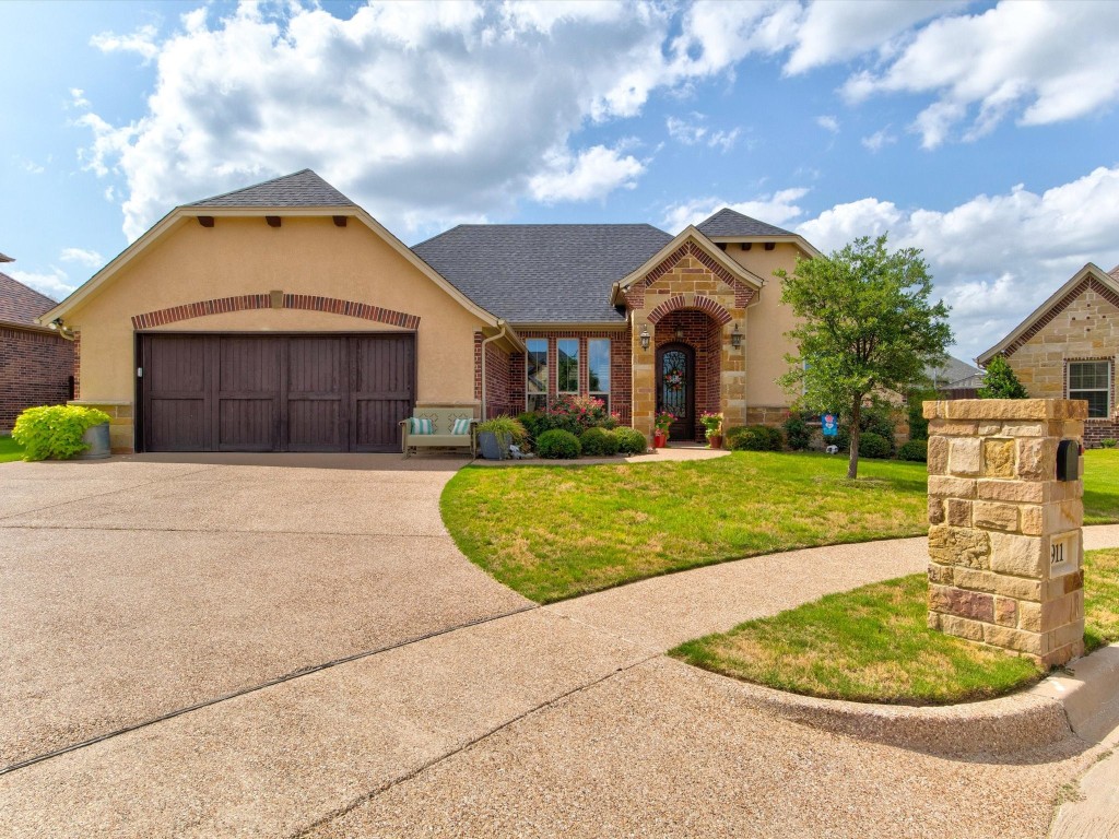 911 Joshua Court Granbury TX 76048
