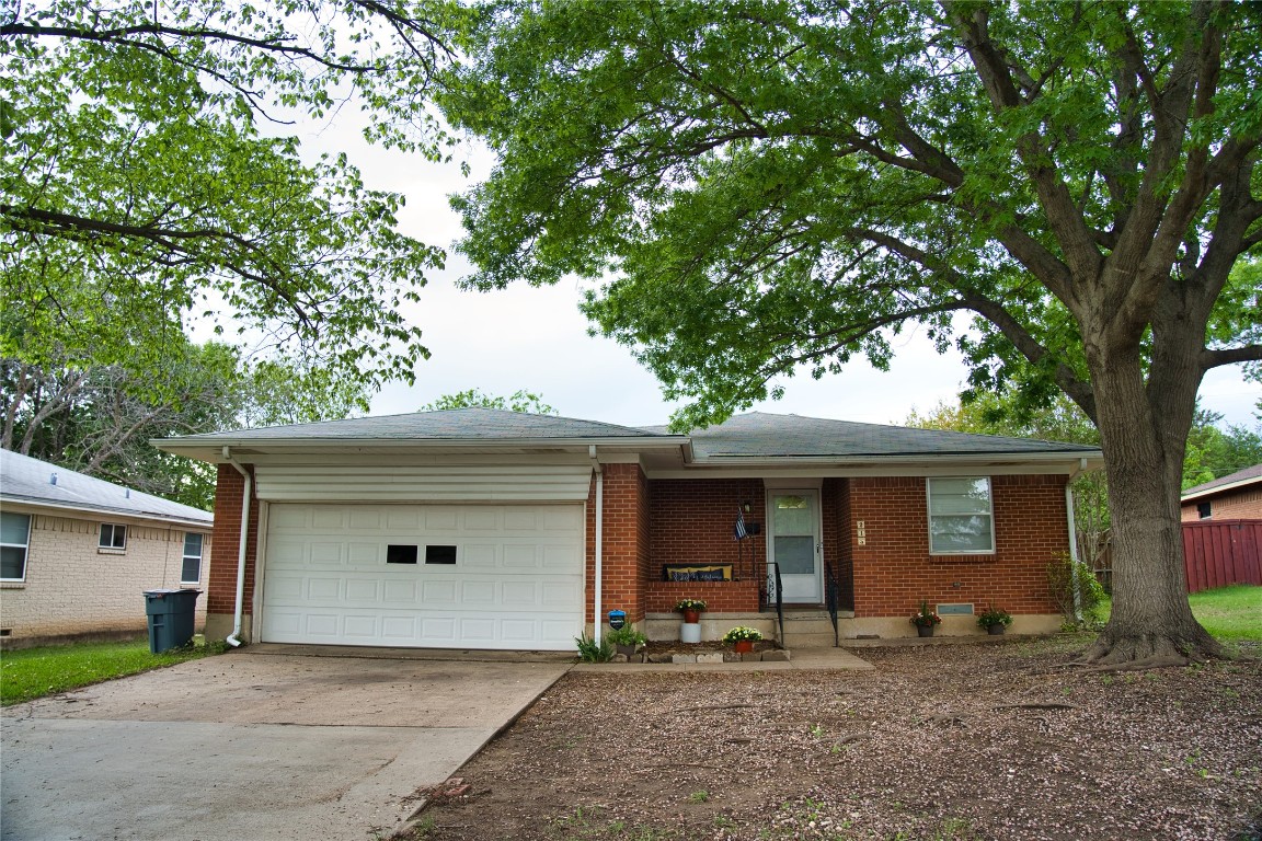 215 Gardenia Circle Duncanville TX 75137