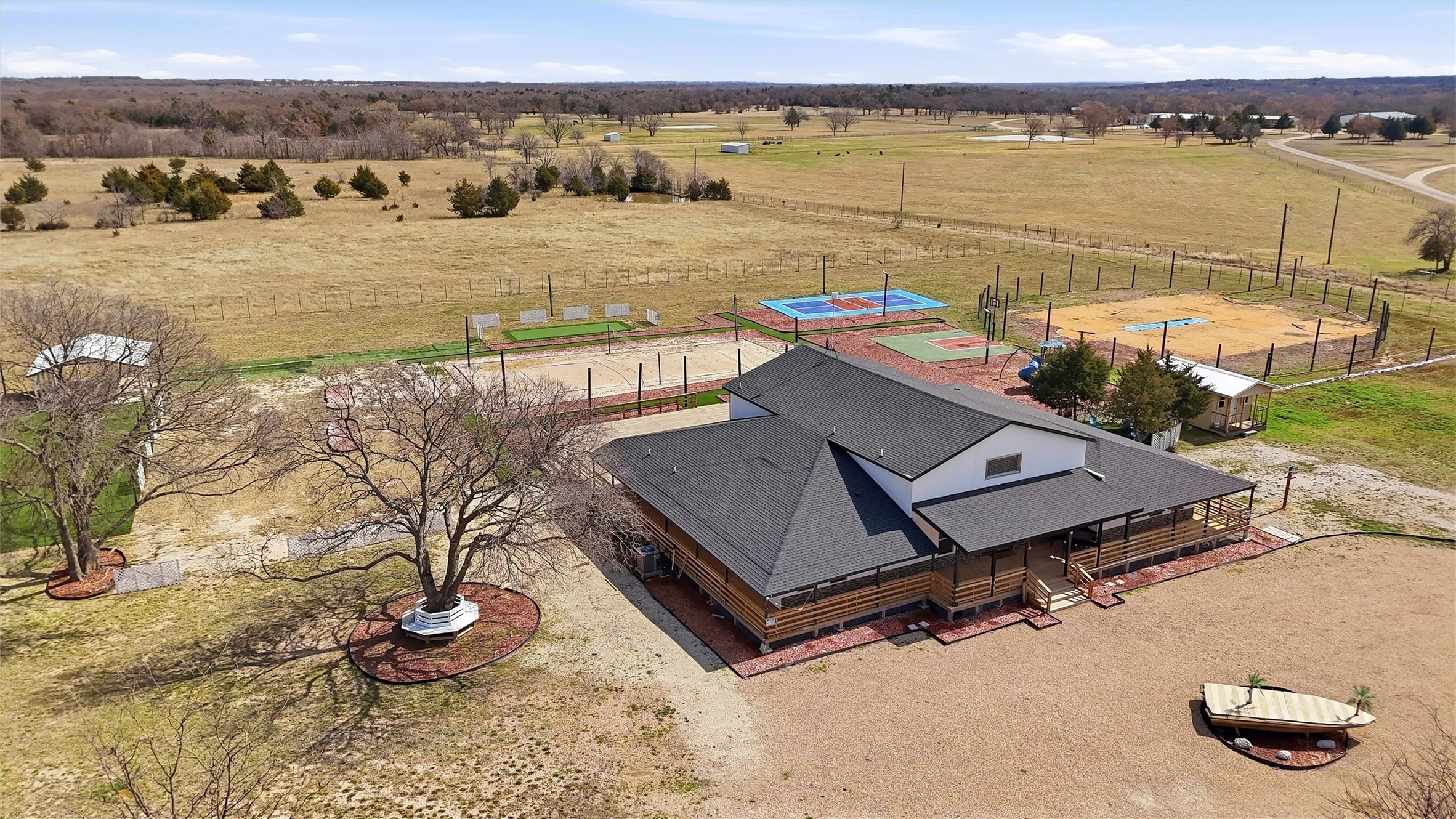 550 County Road 297 Gainesville TX 76240
