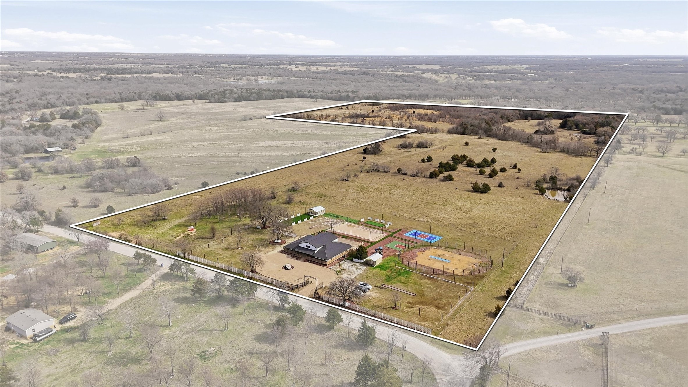 550 County Road 297 Gainesville TX 76240