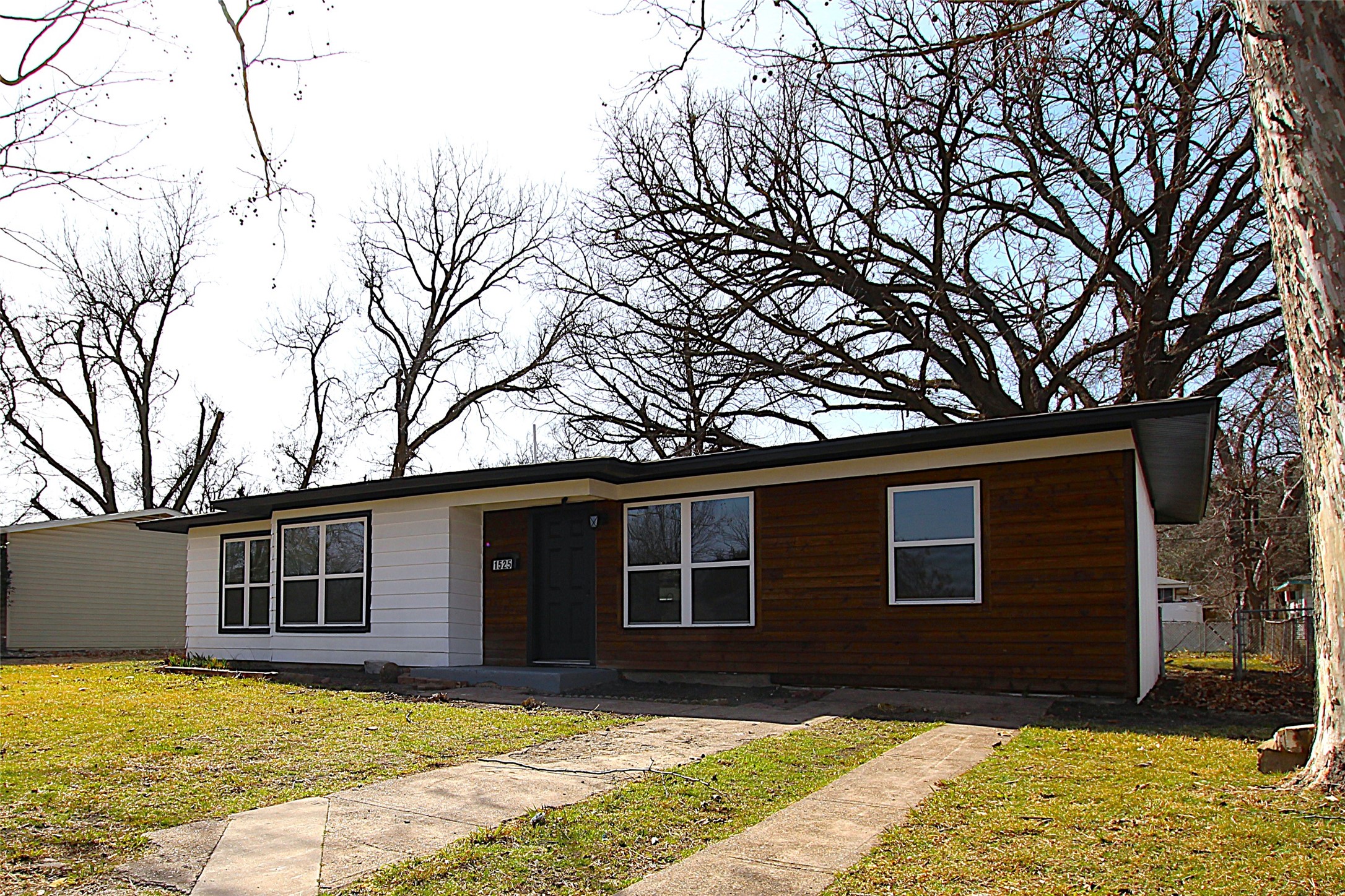 1525 Murray Drive Garland TX 75042
