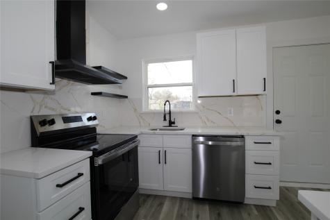 1525 Murray Drive Garland TX 75042