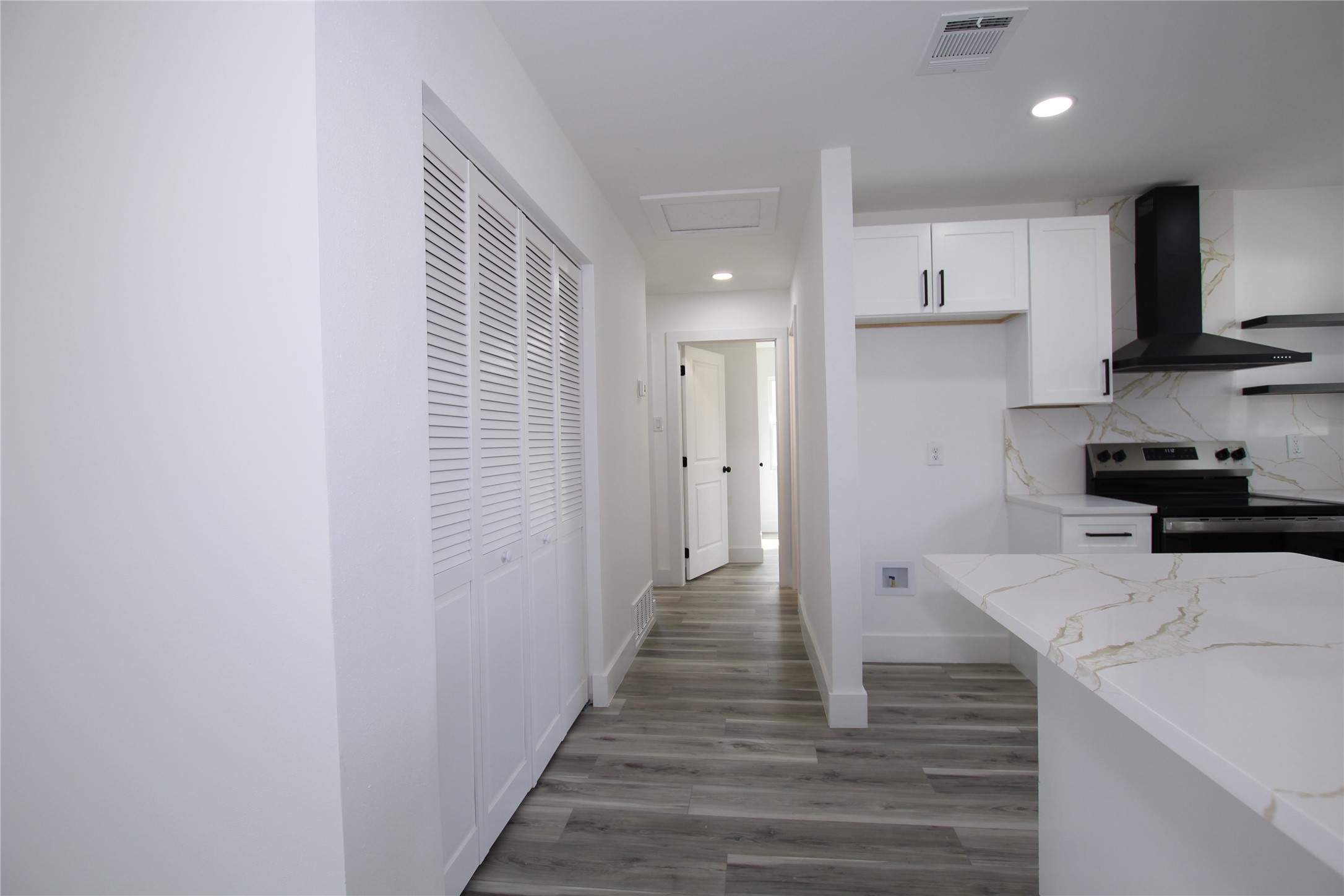 1525 Murray Drive Garland TX 75042