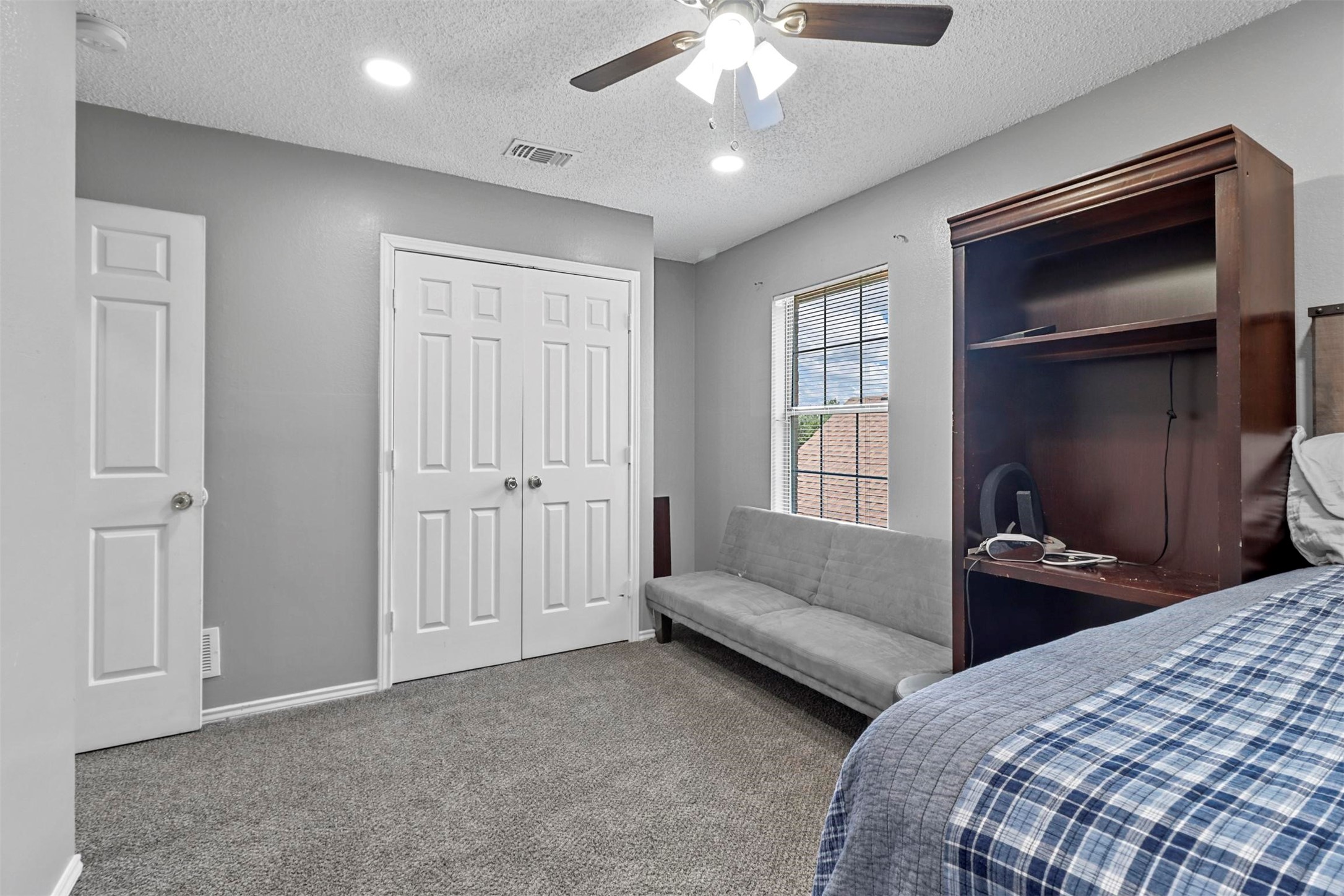 2113 Lavaca Trail Carrollton TX 75010