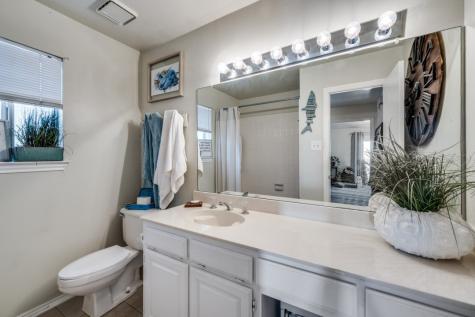 1801 Old Oak Drive Arlington TX 76012