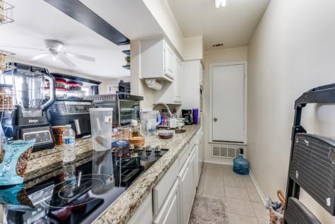1801 Old Oak Drive Arlington TX 76012