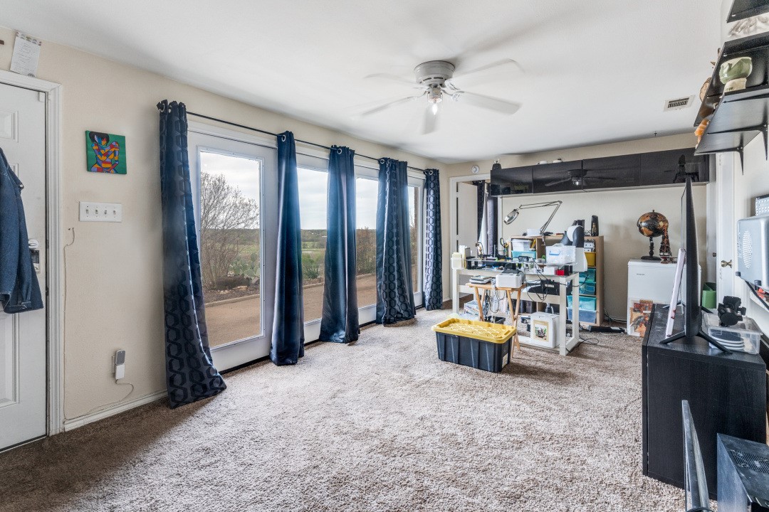 1801 Old Oak Drive Arlington TX 76012