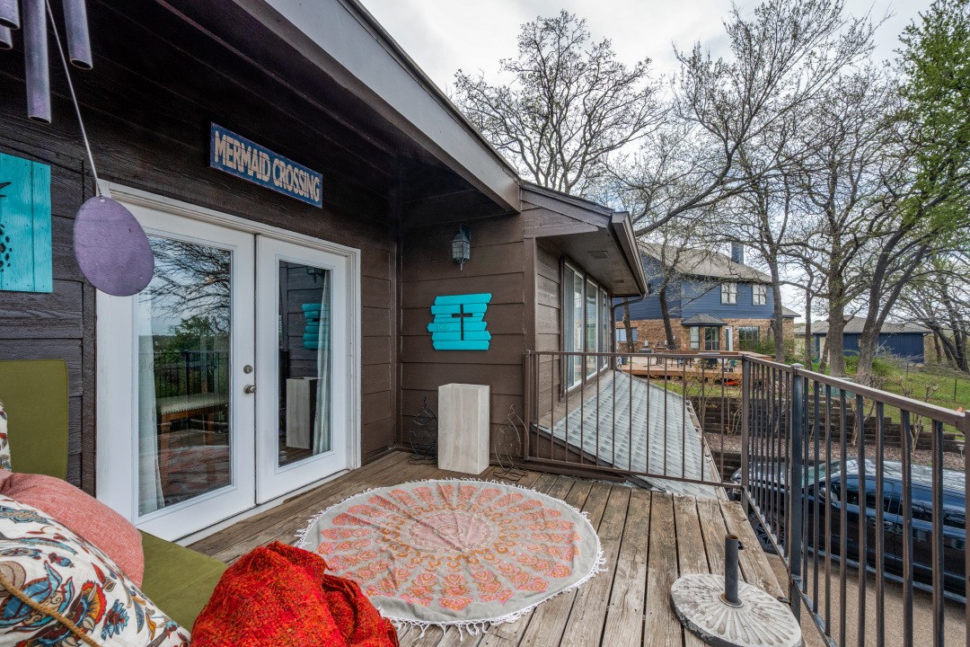 1801 Old Oak Drive Arlington TX 76012