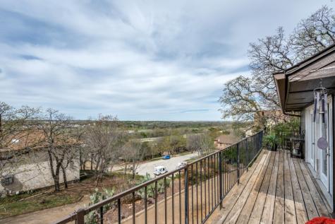 1801 Old Oak Drive Arlington TX 76012