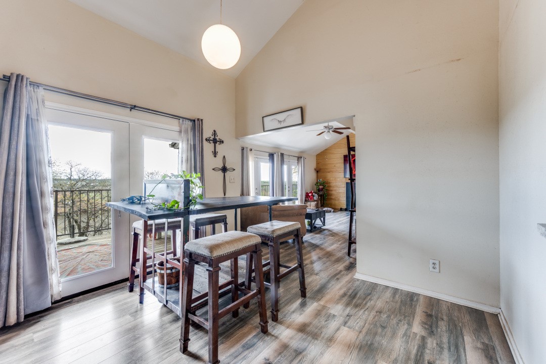 1801 Old Oak Drive Arlington TX 76012