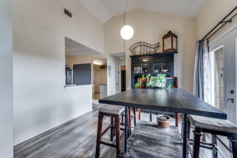 1801 Old Oak Drive Arlington TX 76012