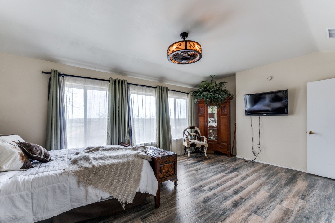 1801 Old Oak Drive Arlington TX 76012