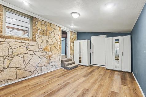 108 N Cherry Lane Granbury TX 76048
