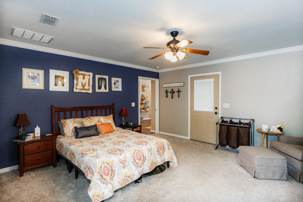 383 Briar Creek Lane Bowie TX 76230
