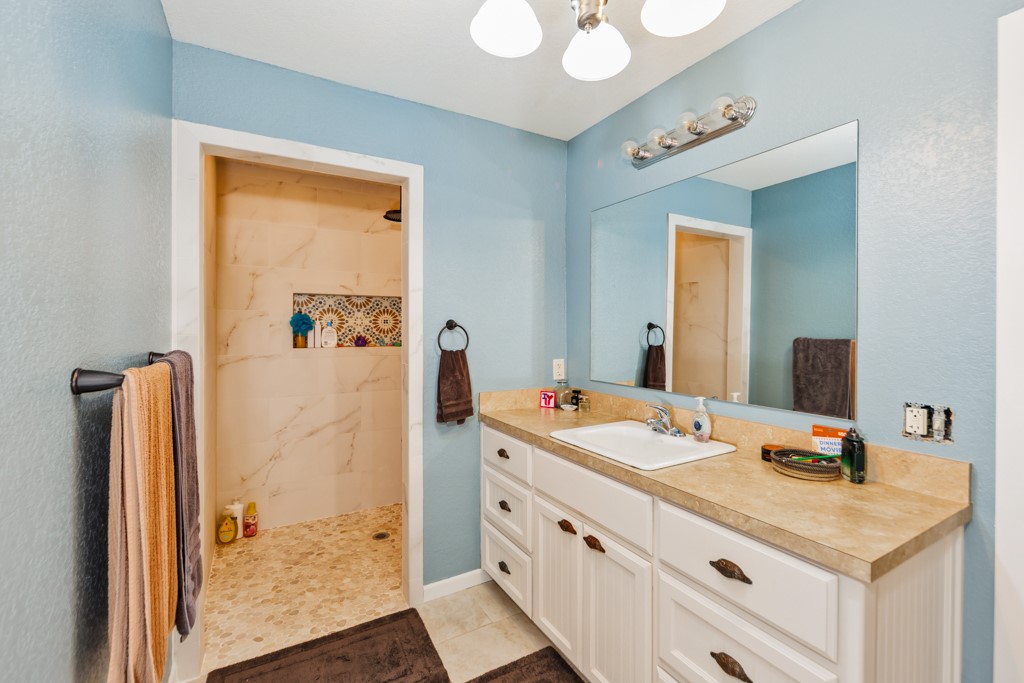 383 Briar Creek Lane Bowie TX 76230