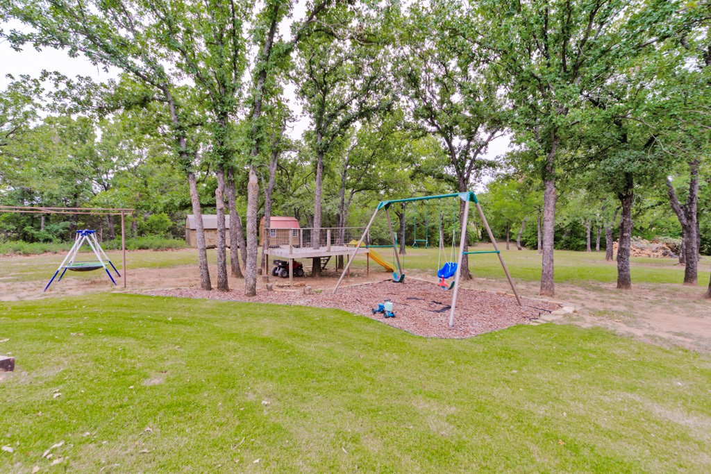 383 Briar Creek Lane Bowie TX 76230