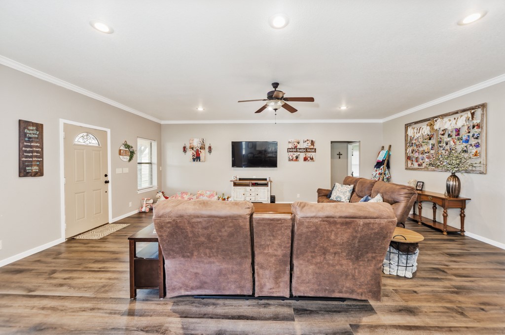 383 Briar Creek Lane Bowie TX 76230