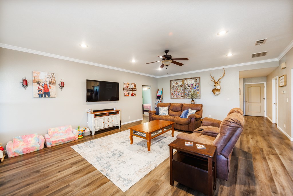 383 Briar Creek Lane Bowie TX 76230