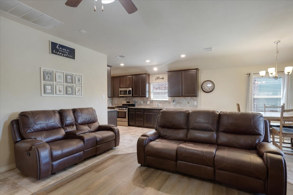 1125 Elizabeth Street Anna TX 75409